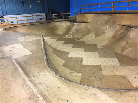 A Day in the Life of a Skater: Experience the Magic Elm Skatepark Through Their Eyes